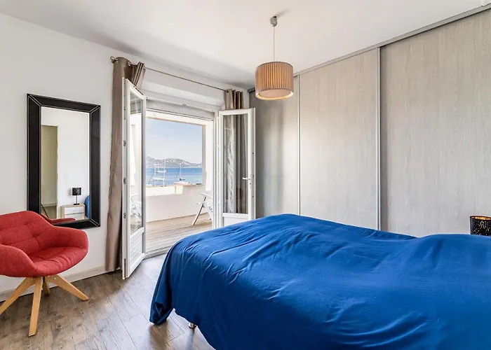 Front De Acces Presqu'ile De Giens-sea And Mountain Pleasure *