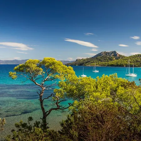 Front De Acces Presqu'ile De Giens-sea And Mountain Pleasure Ιέρ